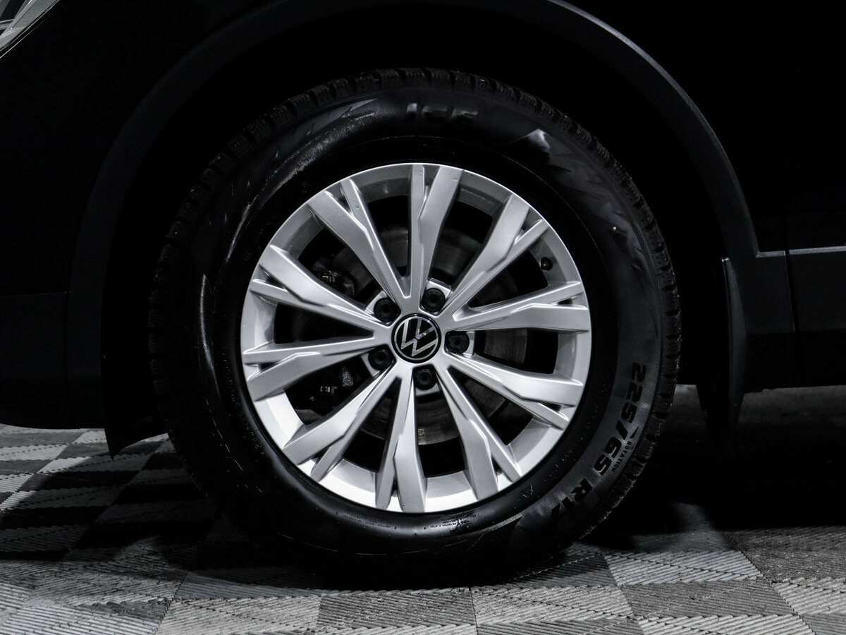 Volkswagen Tiguan с пробегом — 2020 год. Фото: #13