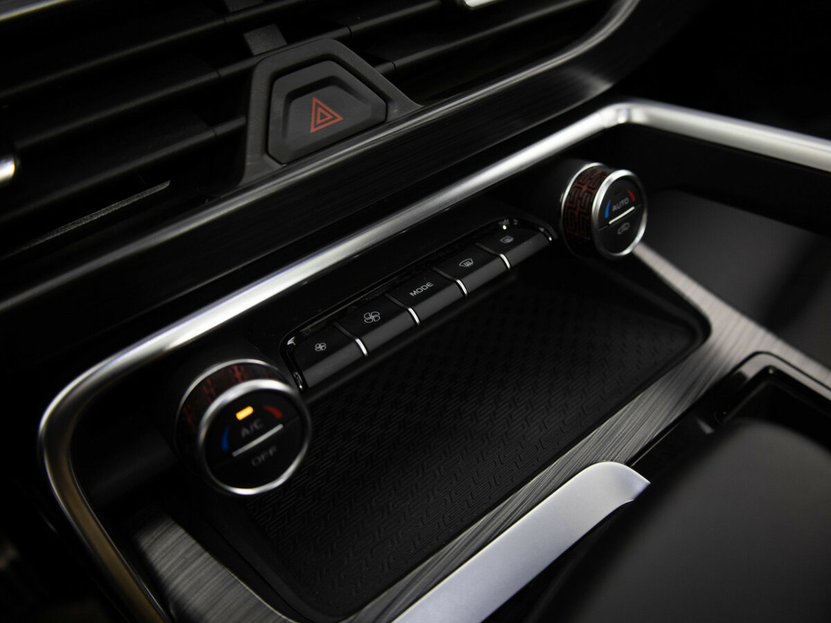 Geely Tugella с пробегом — 2022 год. Фото: #11