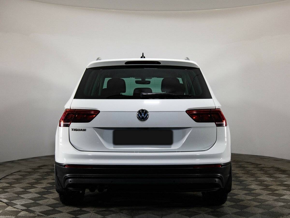 Volkswagen Tiguan с пробегом — 2018 год. Фото: #5