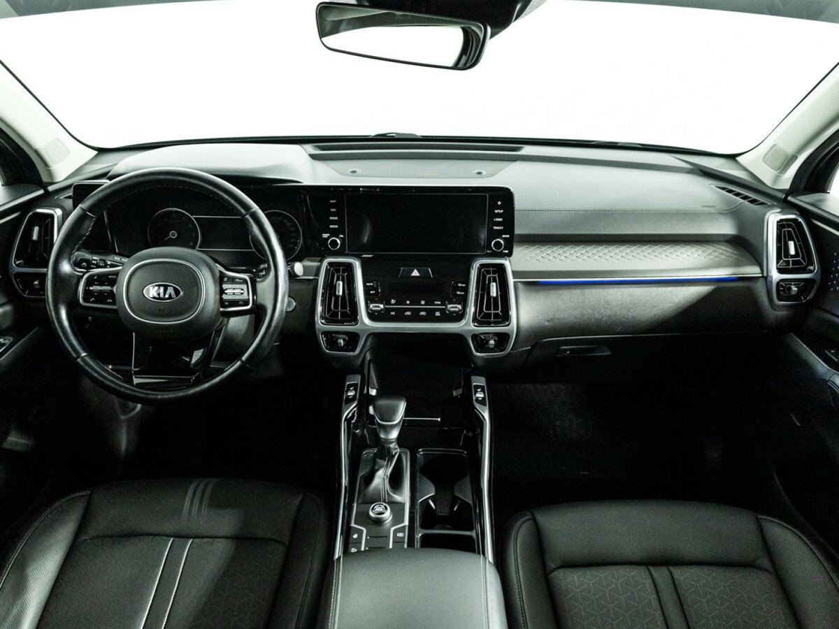 Kia Sorento с пробегом — 2020 год. Фото: #10