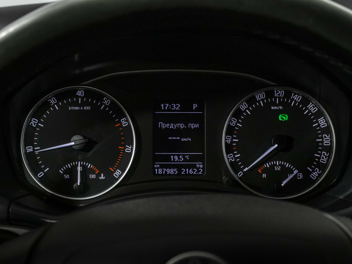 Skoda Octavia с пробегом — 2013 год. Фото: #7