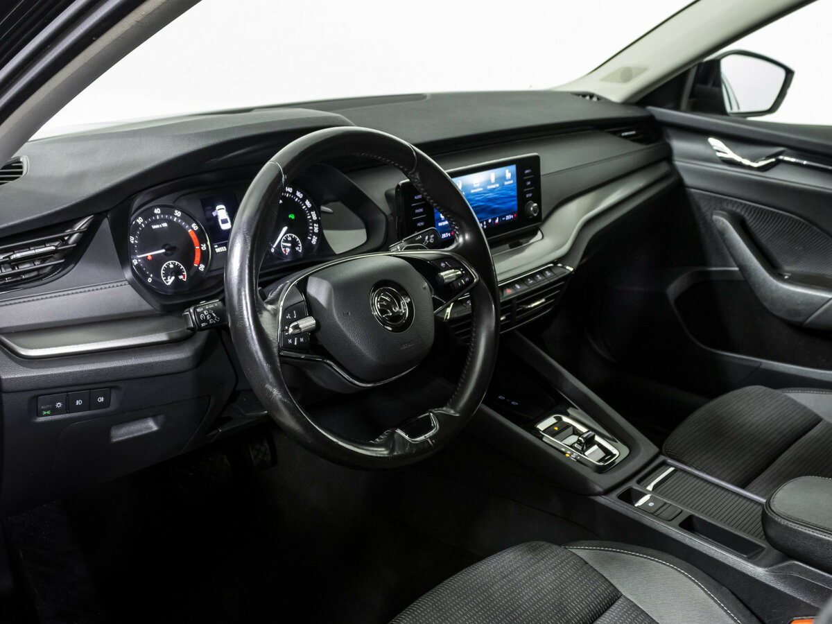 Skoda Octavia с пробегом — 2020 год. Фото: #7
