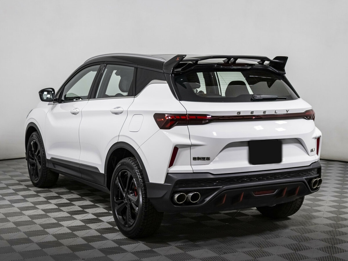 Geely Coolray с пробегом — 2023 год. Фото: #6