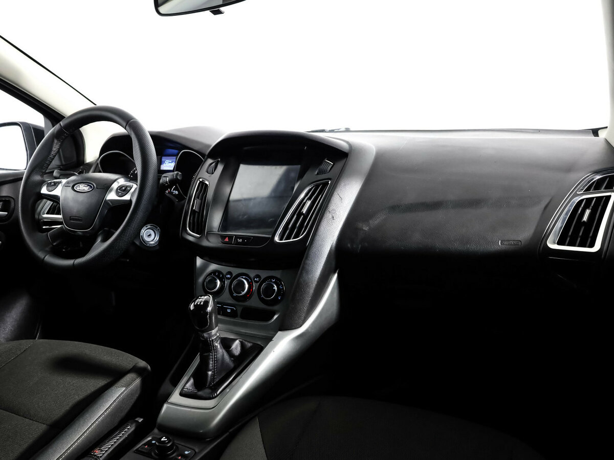 Ford Focus с пробегом — 2012 год. Фото: #6