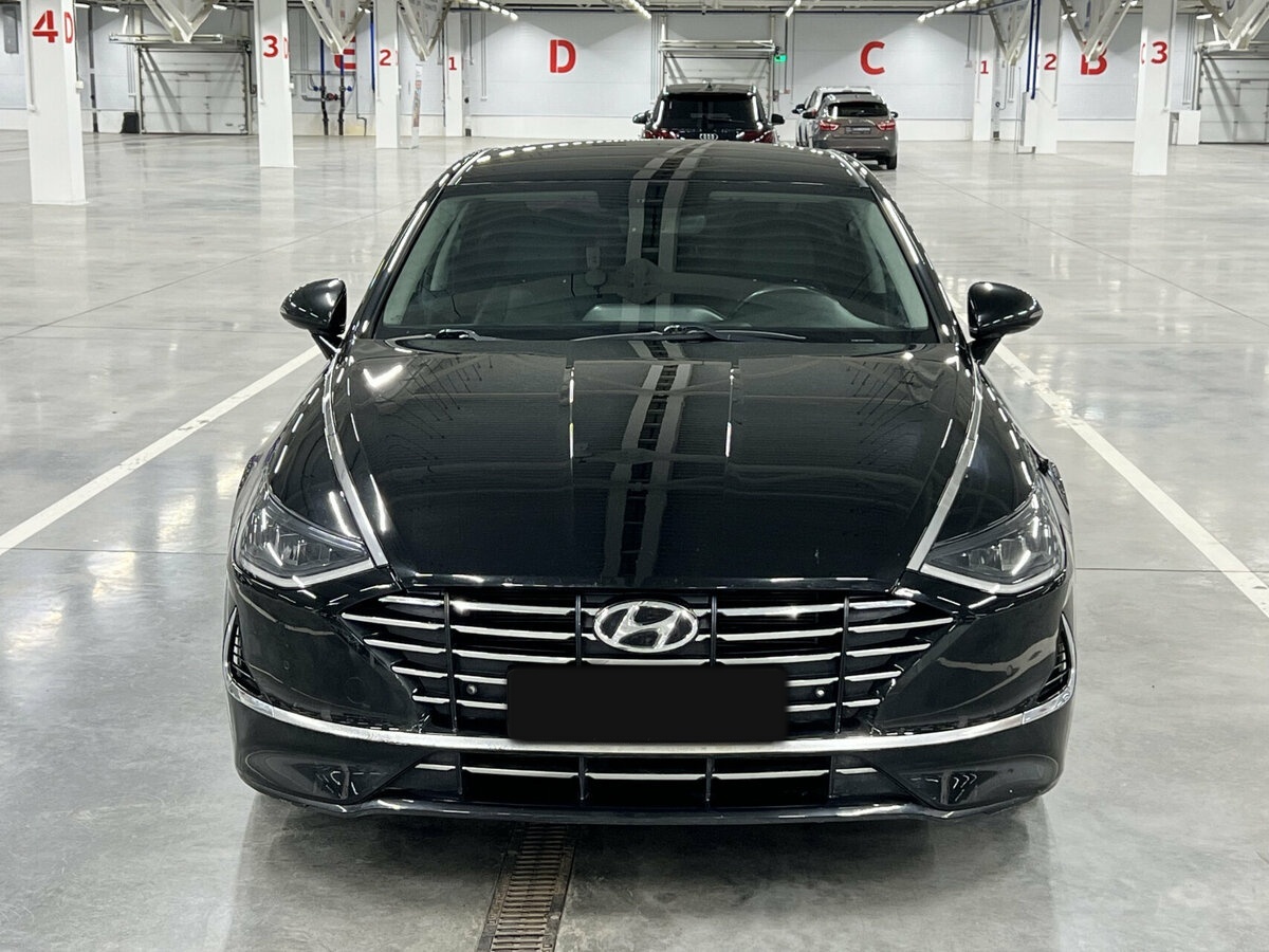 Hyundai Sonata с пробегом — 2020 год. Фото: #1