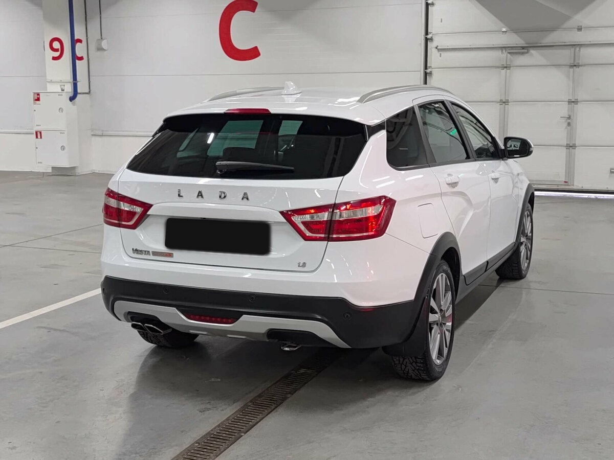 Lada (ВАЗ) Vesta с пробегом — 2018 год. Фото: #4
