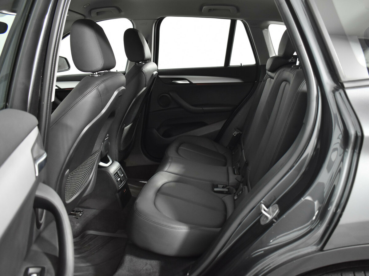 BMW X1 с пробегом — 2019 год. Фото: #11