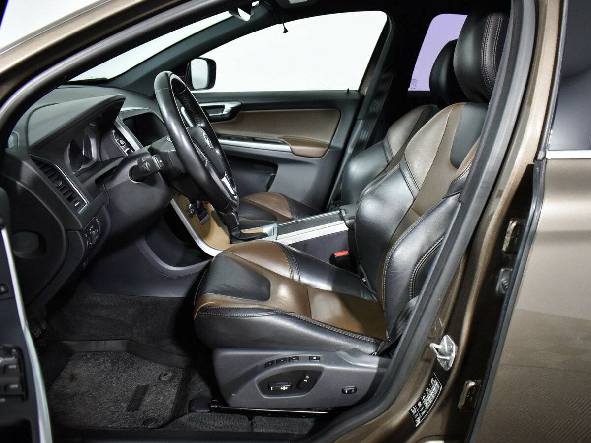 Volvo XC60 с пробегом — 2017 год. Фото: #8