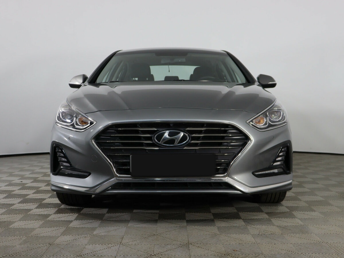 Hyundai Sonata с пробегом — 2018 год. Фото: #1