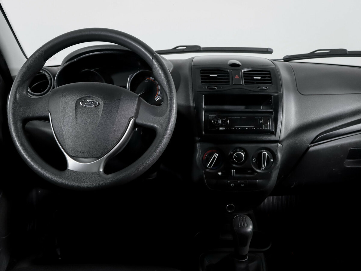 Lada (ВАЗ) Granta с пробегом — 2023 год. Фото: #9