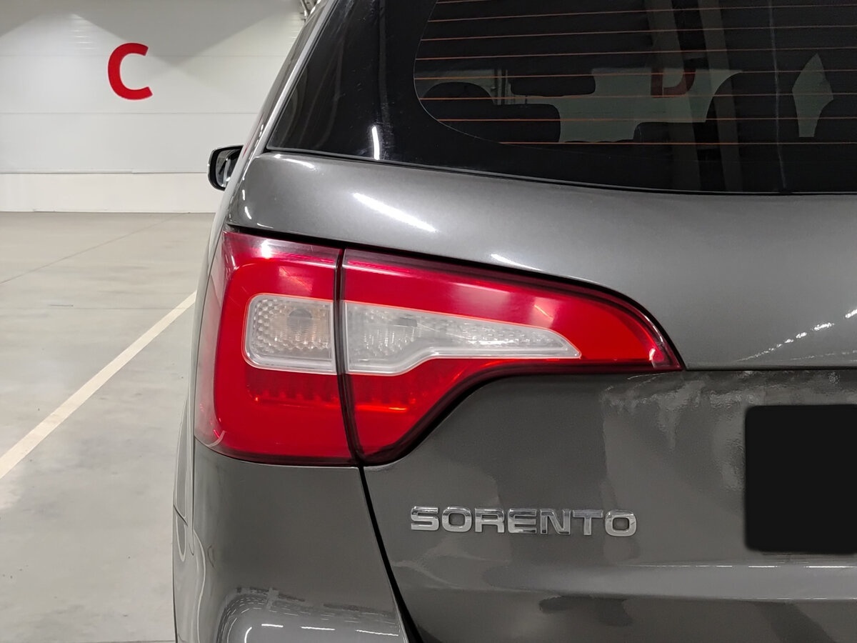 Kia Sorento с пробегом — 2013 год. Фото: #8