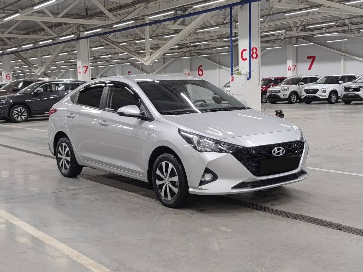 Solaris HS с пробегом — 2024 год. Фото: #2