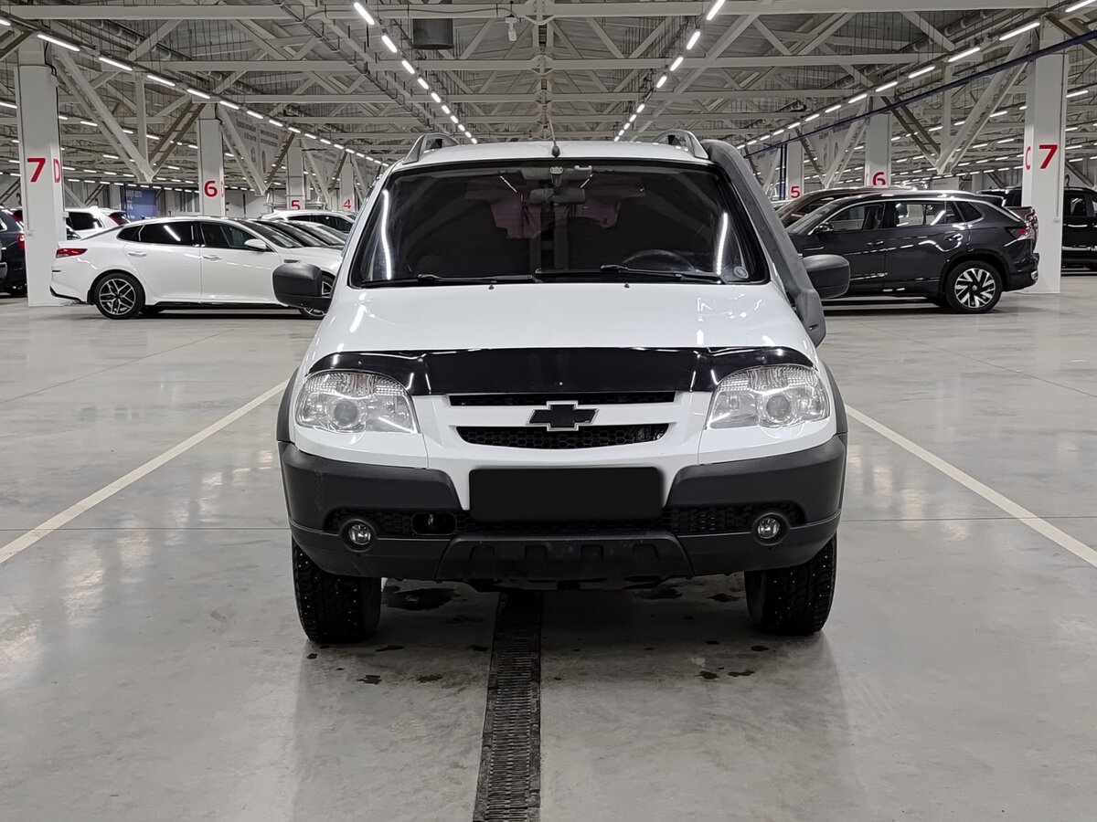 Chevrolet Niva с пробегом — 2017 год. Фото: #1