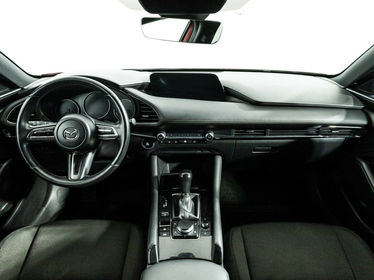 Mazda 3 с пробегом — 2019 год. Фото: #12