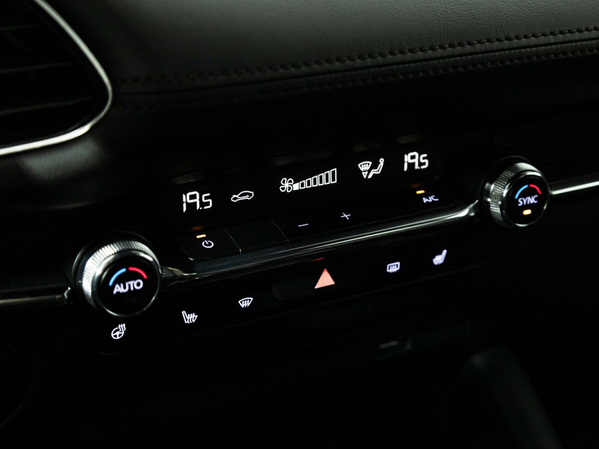 Mazda 3 с пробегом — 2019 год. Фото: #17