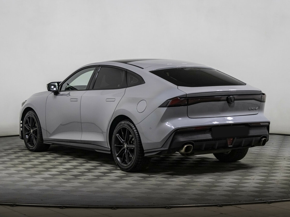 Changan UNI-V с пробегом — 2023 год. Фото: #6