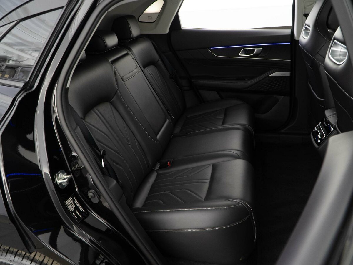 Changan UNI-K с пробегом — 2023 год. Фото: #7