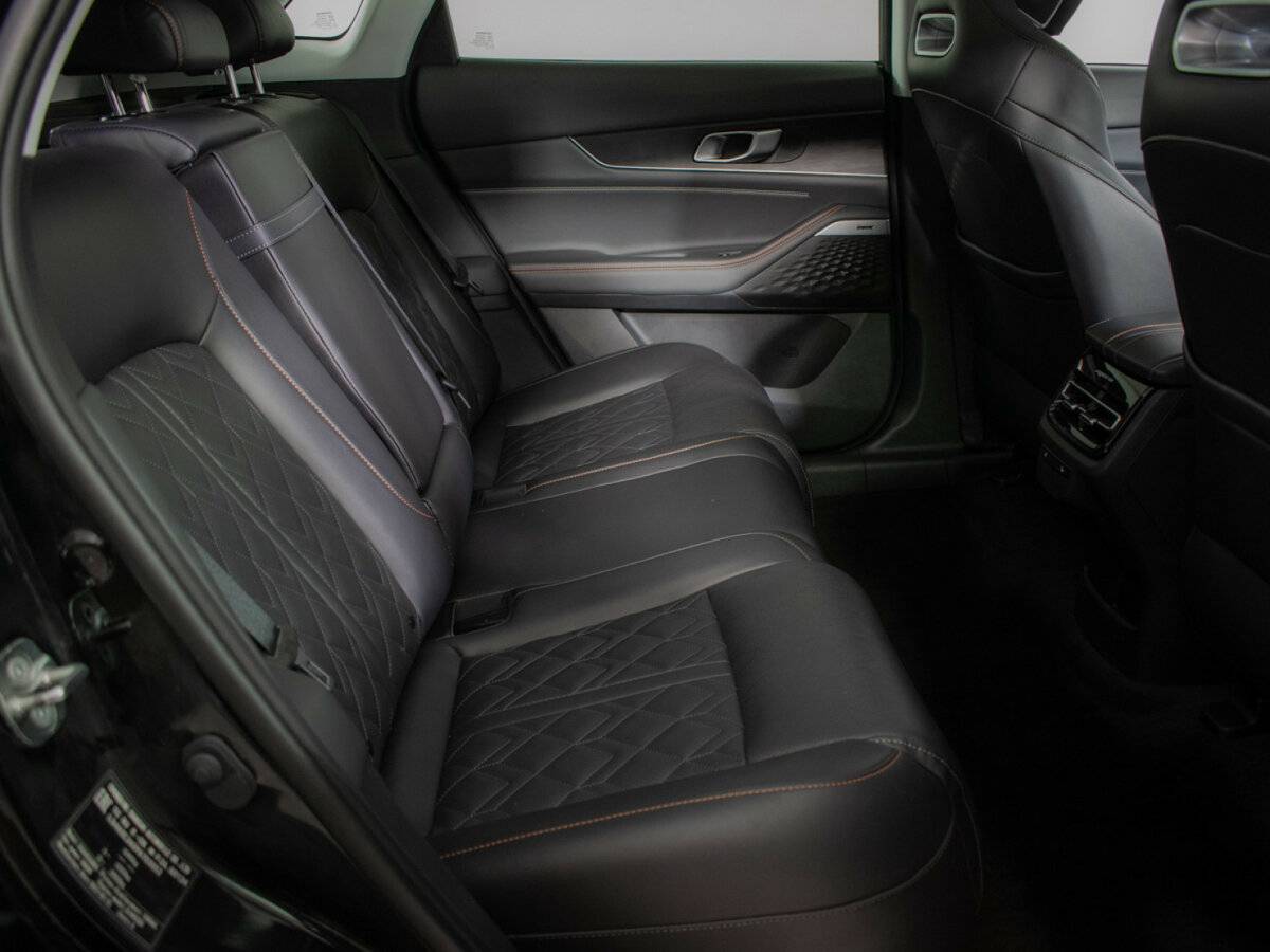 Changan UNI-K с пробегом — 2023 год. Фото: #9