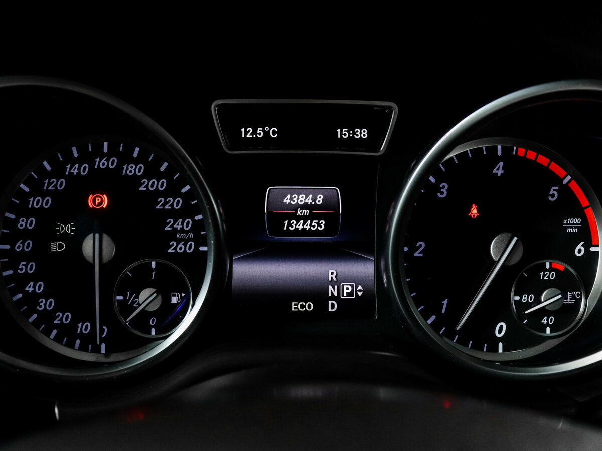 Mercedes-Benz M-Класс с пробегом — 2014 год. Фото: #10