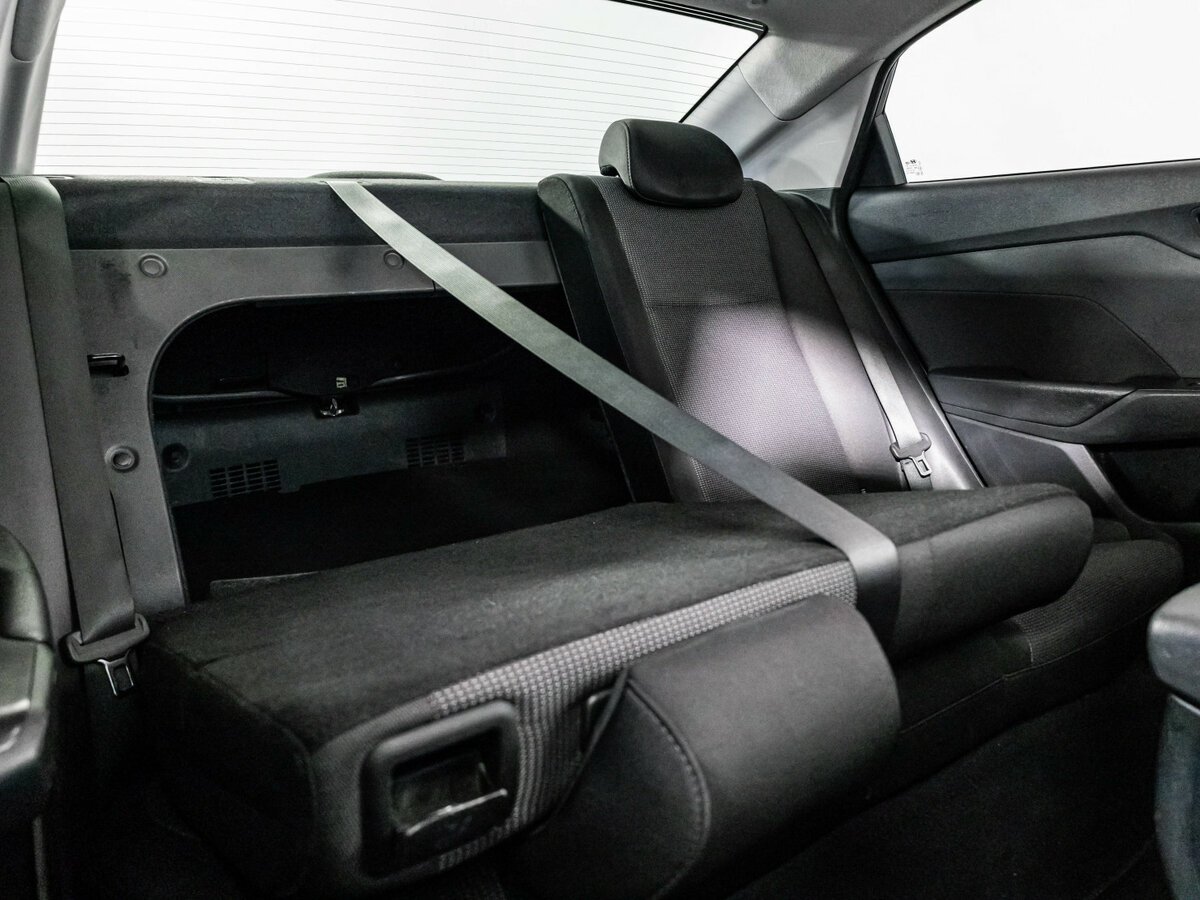 Hyundai Solaris с пробегом — 2017 год. Фото: #19