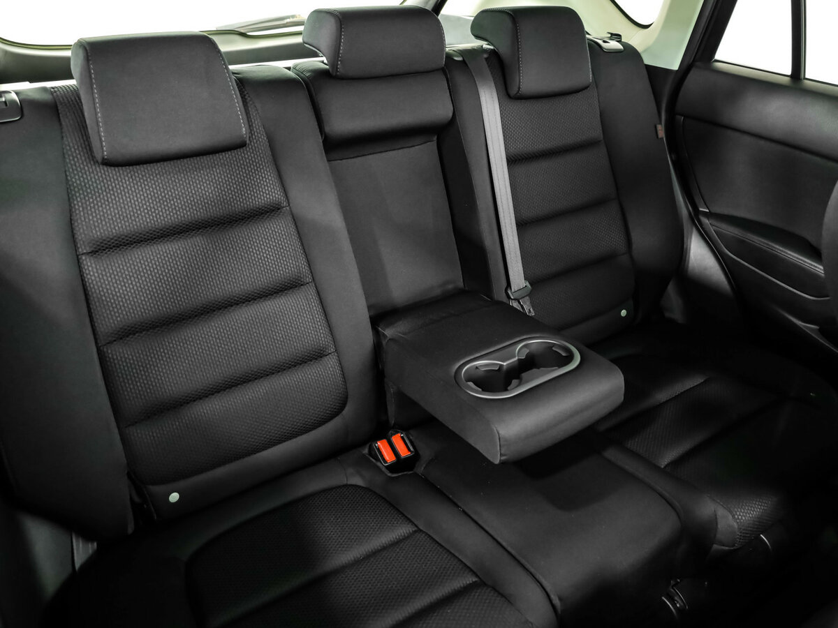 Mazda CX-5 с пробегом — 2015 год. Фото: #16