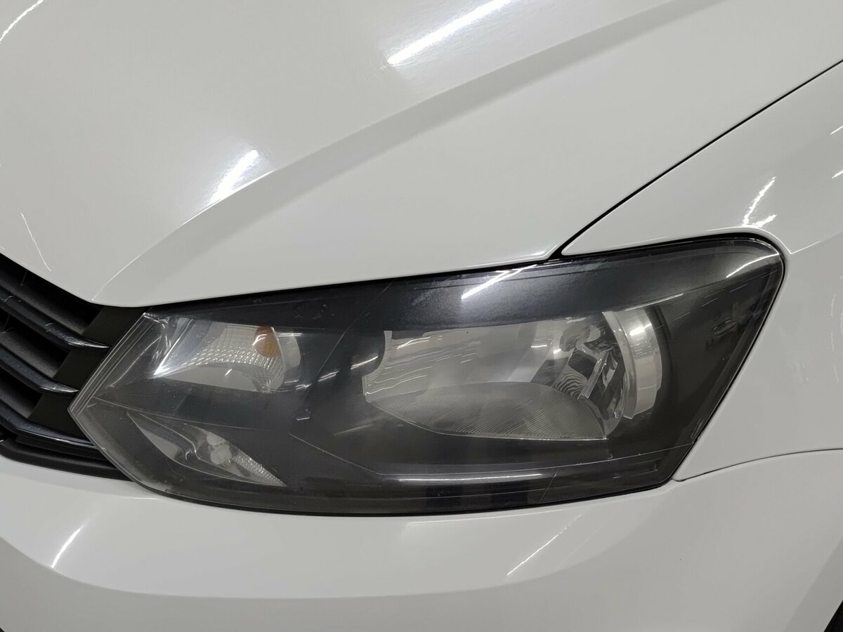 Volkswagen Polo с пробегом — 2017 год. Фото: #16