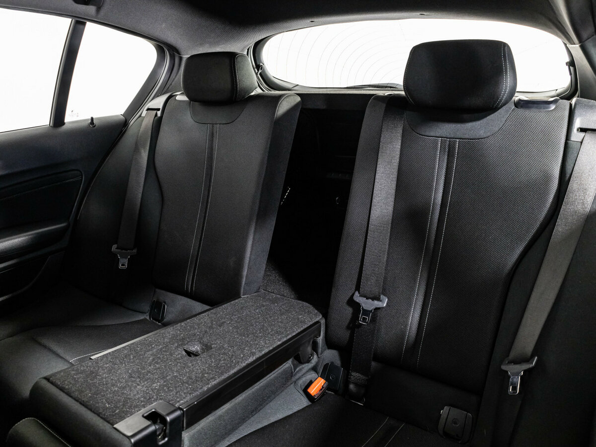 BMW 1 серии с пробегом — 2019 год. Фото: #22