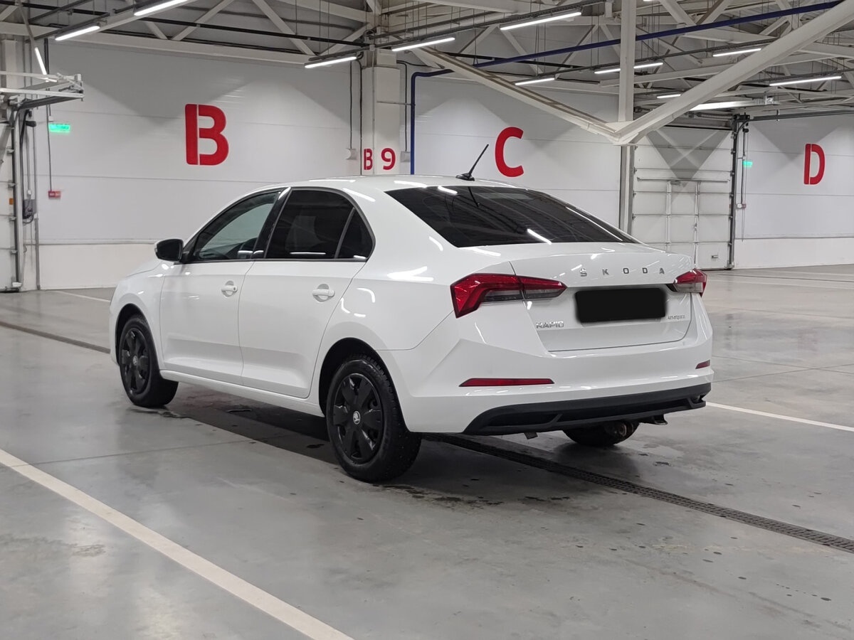 Skoda Rapid с пробегом — 2020 год. Фото: #6