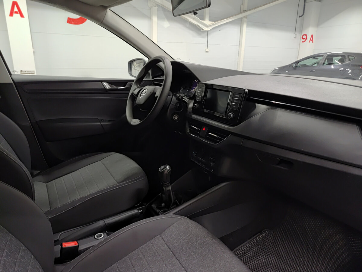 Skoda Rapid с пробегом — 2020 год. Фото: #10