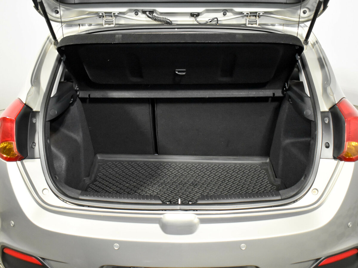 Kia Ceed с пробегом — 2012 год. Фото: #18