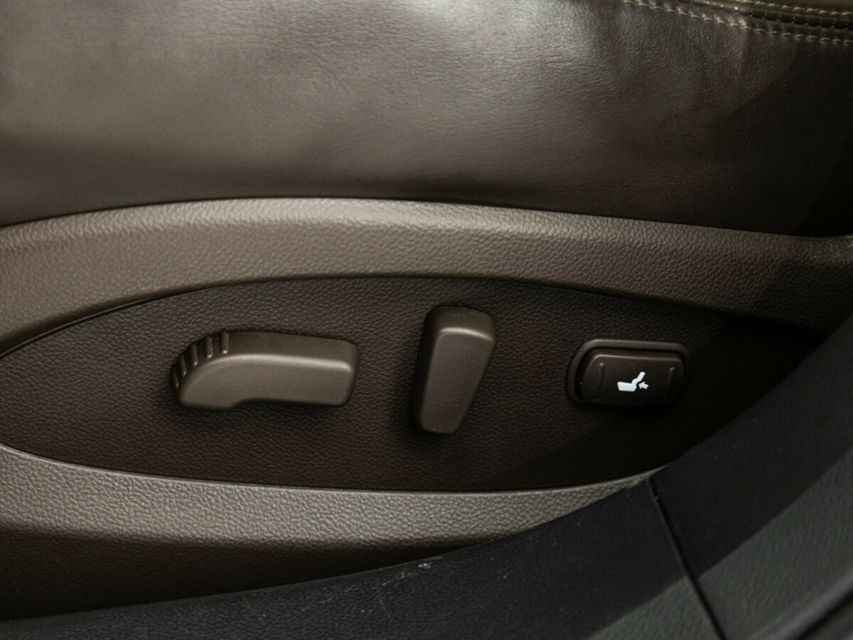 Infiniti FX с пробегом — 2012 год. Фото: #13