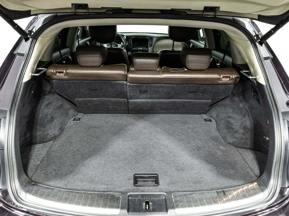 Infiniti FX с пробегом — 2012 год. Фото: #21