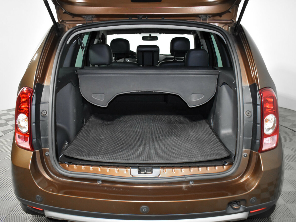 Renault Duster с пробегом — 2012 год. Фото: #15