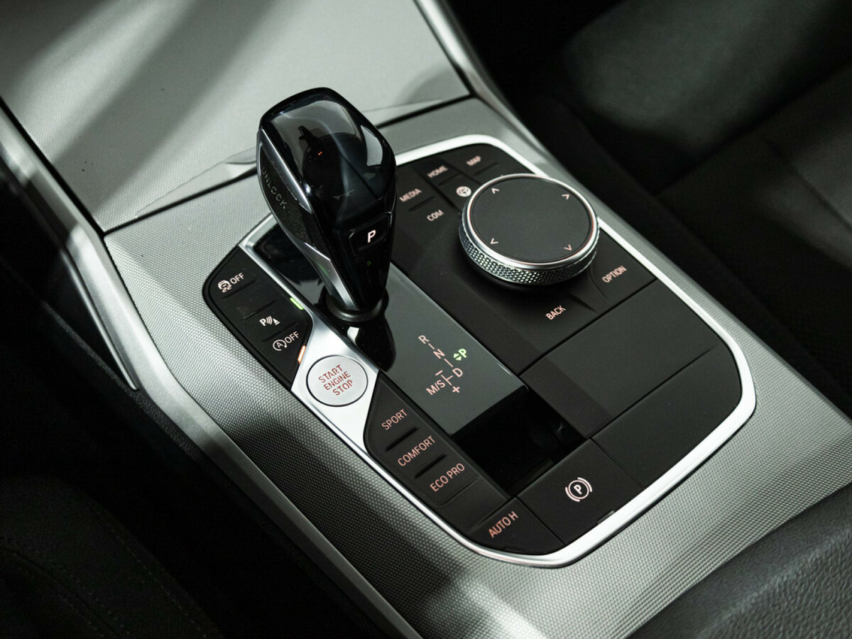 BMW 3 серии с пробегом — 2019 год. Фото: #13