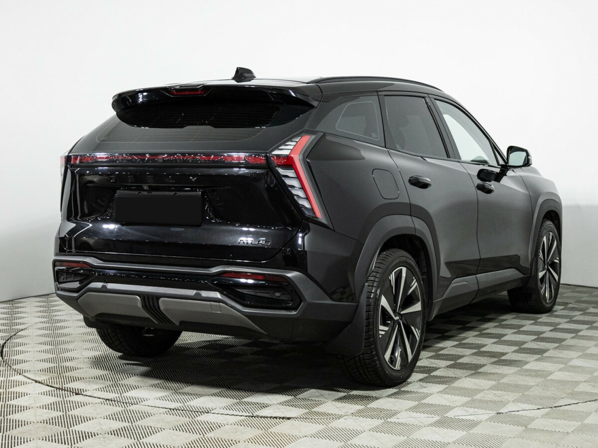 Geely Atlas с пробегом — 2024 год. Фото: #3