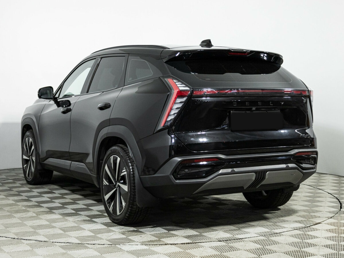 Geely Atlas с пробегом — 2024 год. Фото: #5