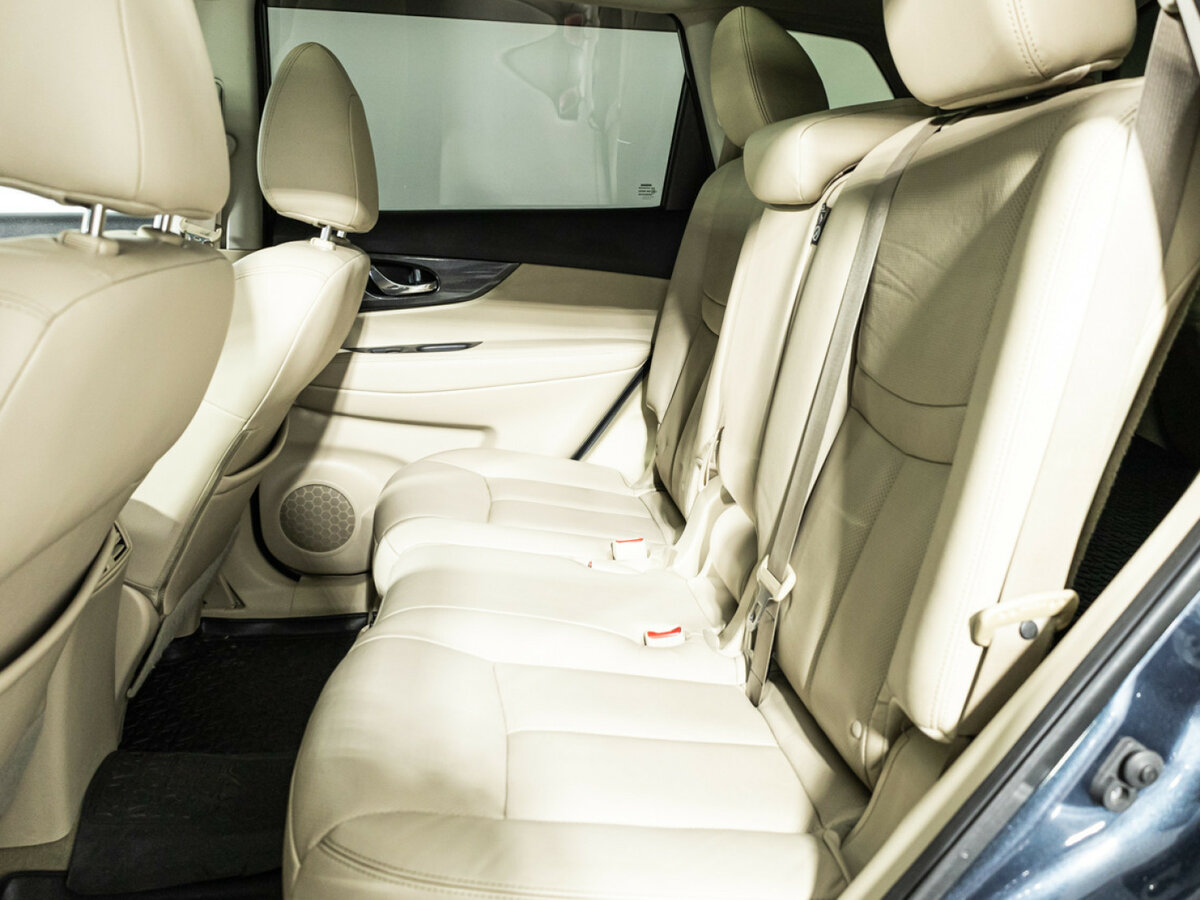 Nissan X-Trail с пробегом — 2015 год. Фото: #7