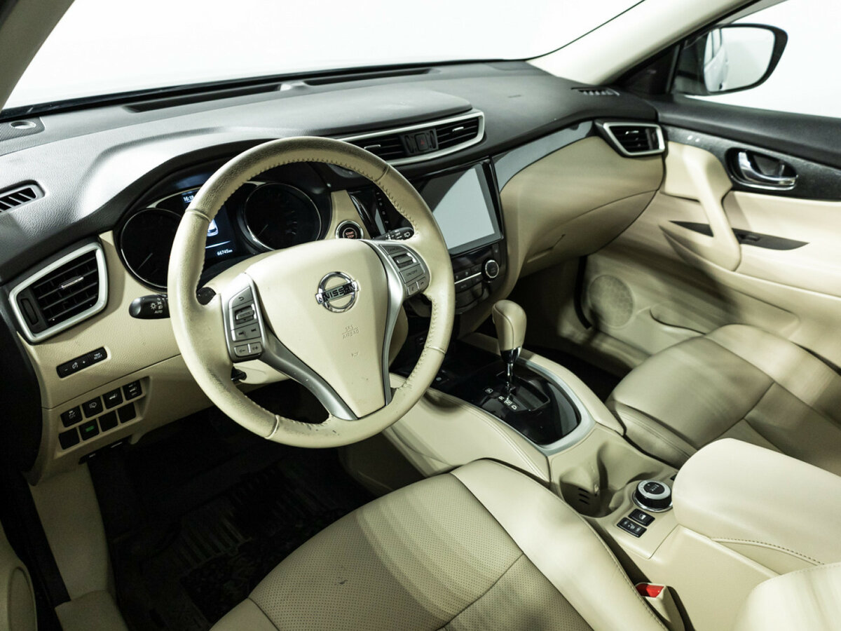 Nissan X-Trail с пробегом — 2015 год. Фото: #8