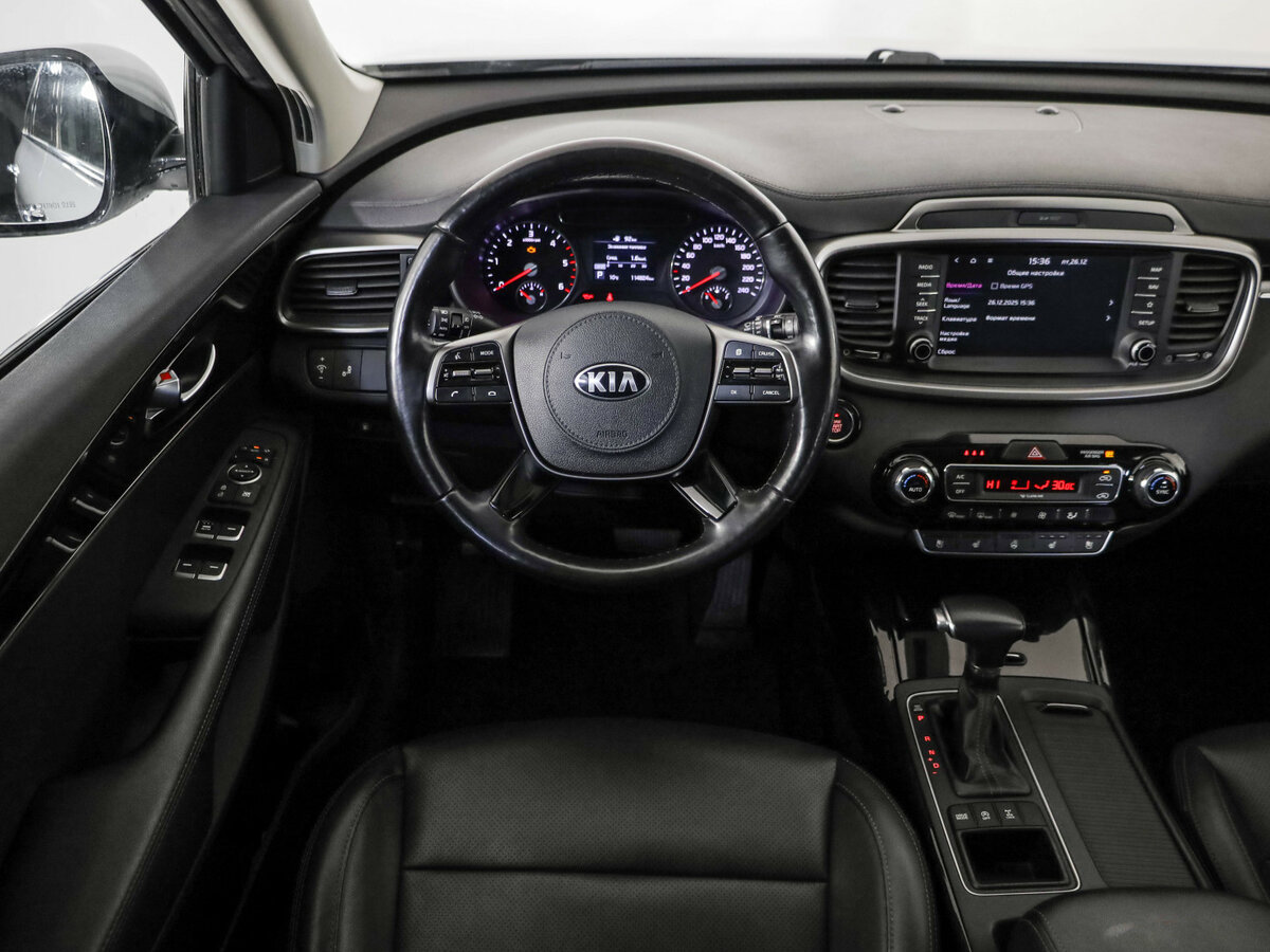 Kia Sorento с пробегом — 2018 год. Фото: #10
