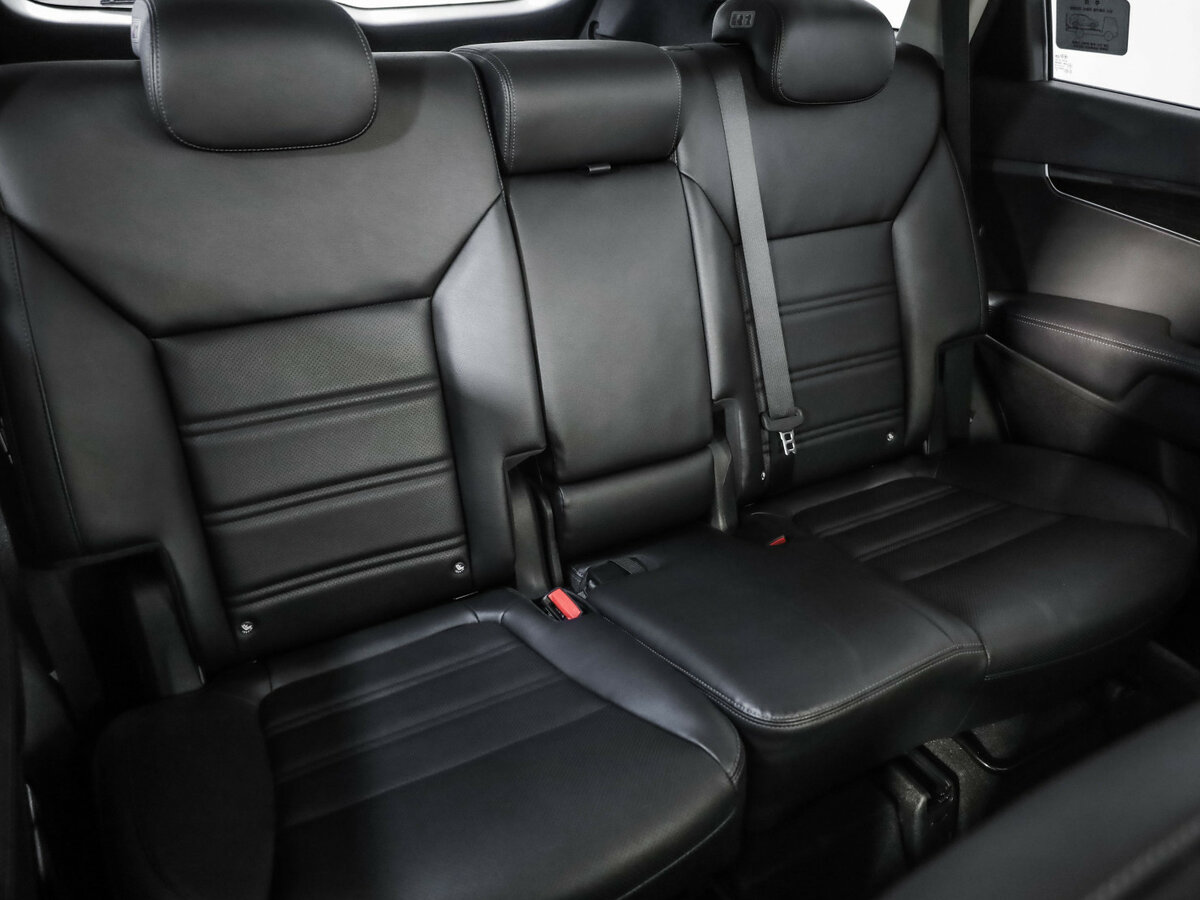 Kia Sorento с пробегом — 2018 год. Фото: #28