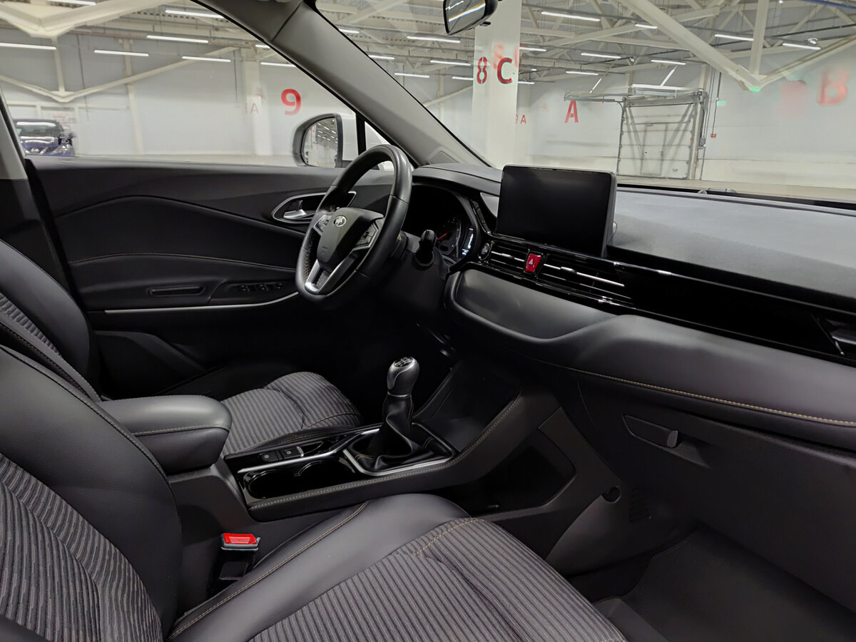 Москвич 3 с пробегом — 2023 год. Фото: #10