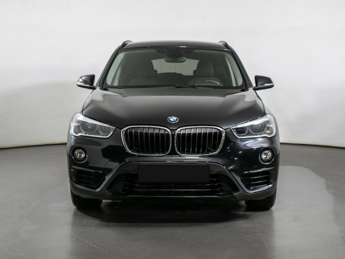 BMW X1 с пробегом — 2017 год. Фото: #1