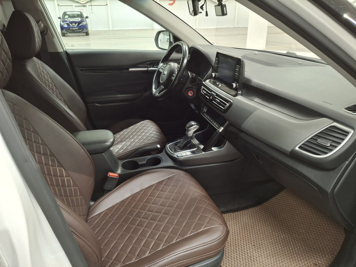 Kia Seltos с пробегом — 2020 год. Фото: #10