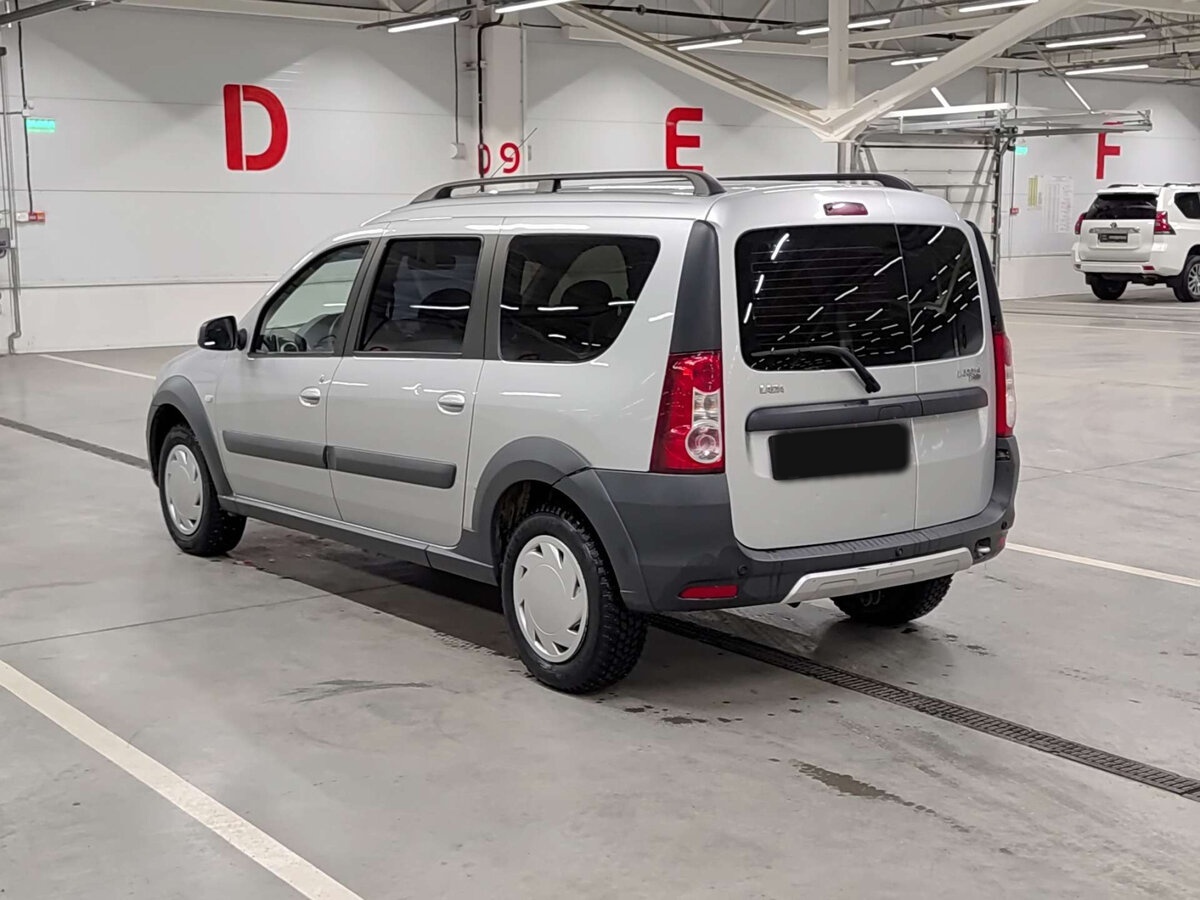 Lada (ВАЗ) Largus с пробегом — 2019 год. Фото: #6