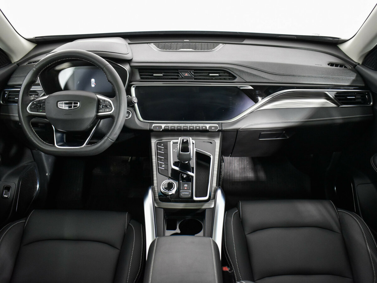 Geely Atlas Pro с пробегом — 2022 год. Фото: #14