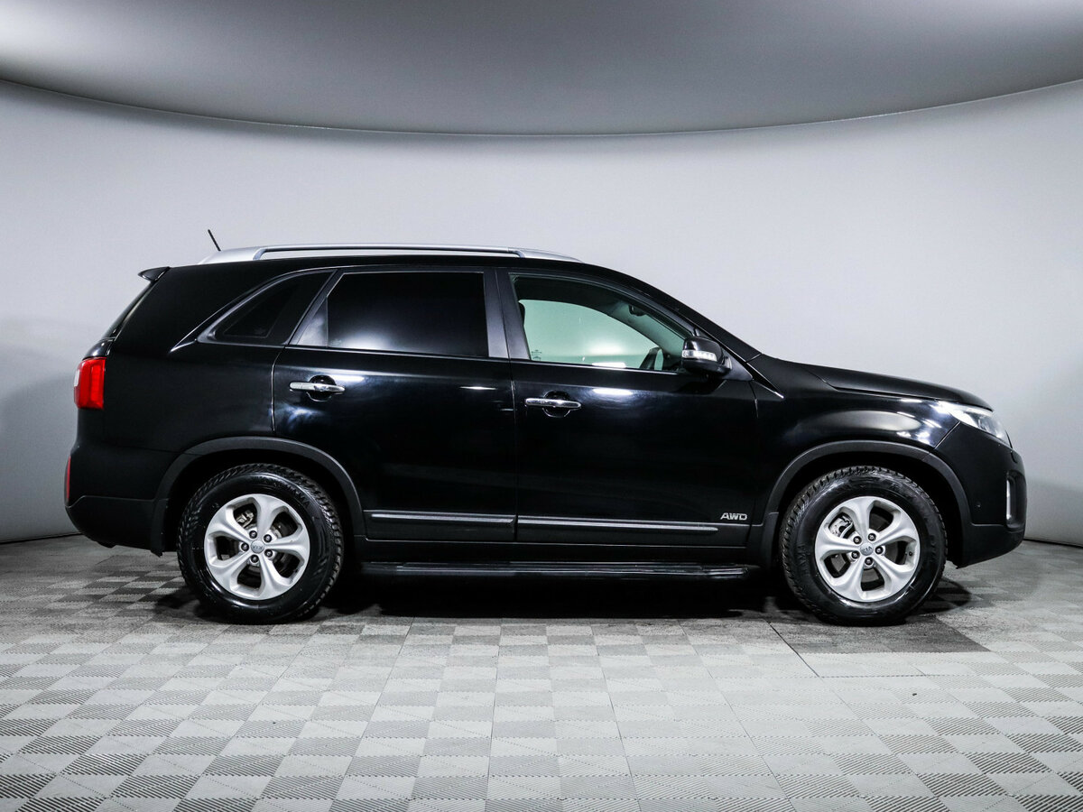 Kia Sorento с пробегом — 2013 год. Фото: #3