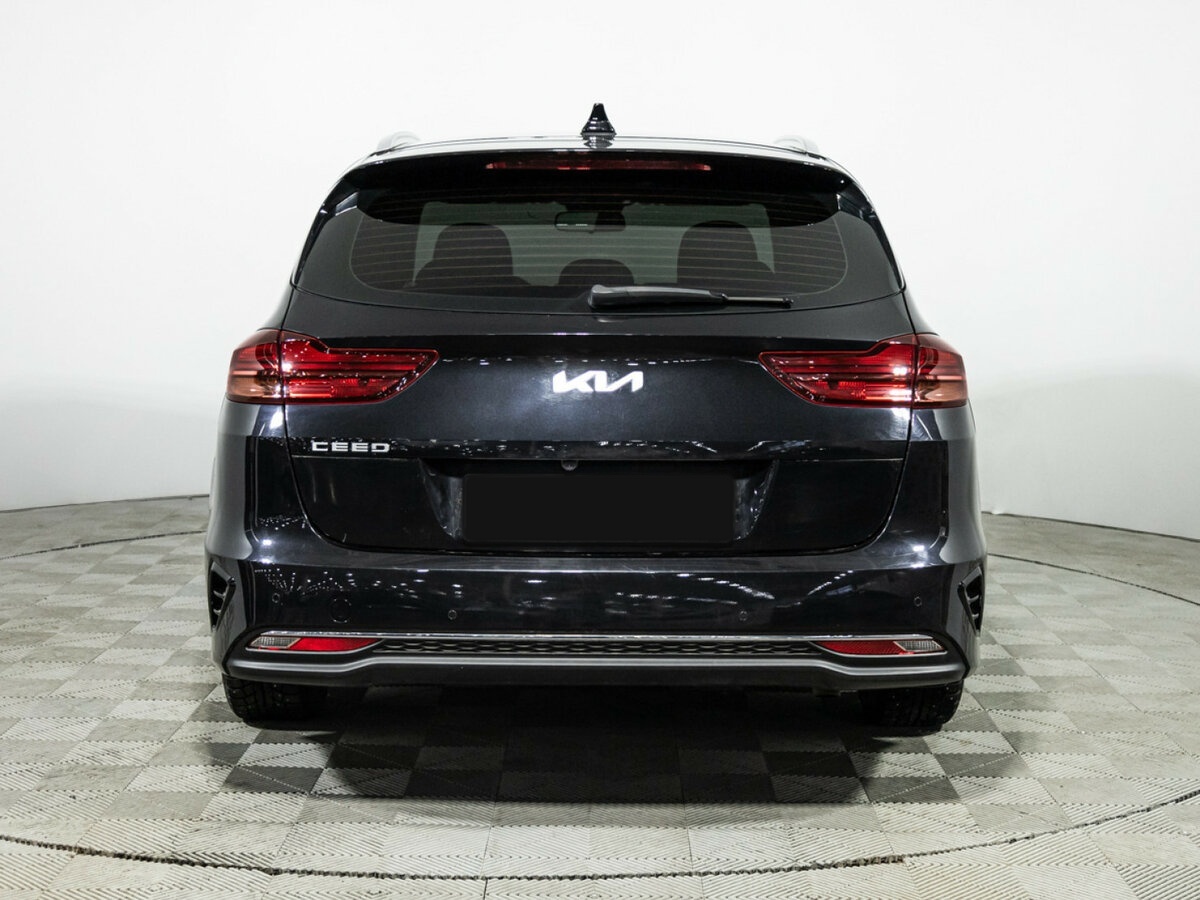 Kia Ceed с пробегом — 2022 год. Фото: #5