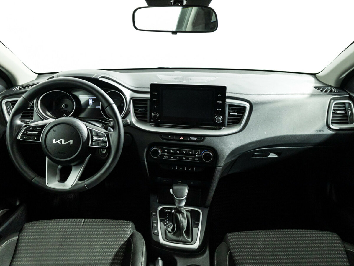 Kia Ceed с пробегом — 2022 год. Фото: #12