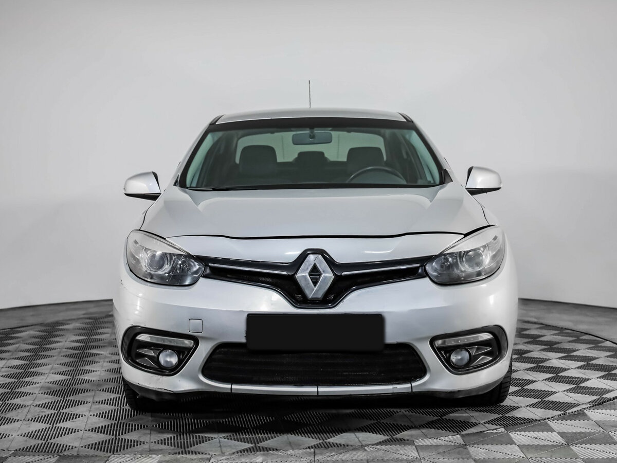 Renault Fluence с пробегом — 2014 год. Фото: #1