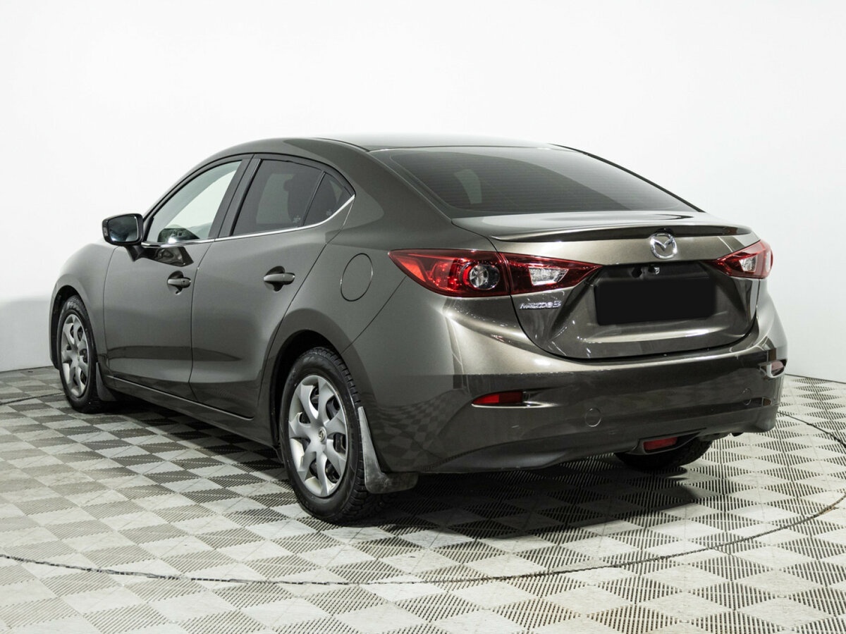 Mazda 3 с пробегом — 2014 год. Фото: #6